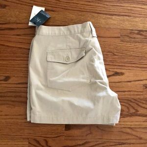 BNWT Calvin Klein khakis shorts size 16